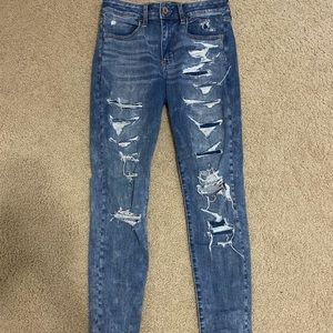 American eagle jeans!
